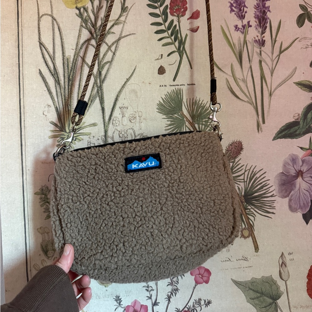 KAVU brown Teddy purse with rope strap